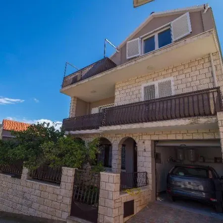 Keti House Affittacamere 4*